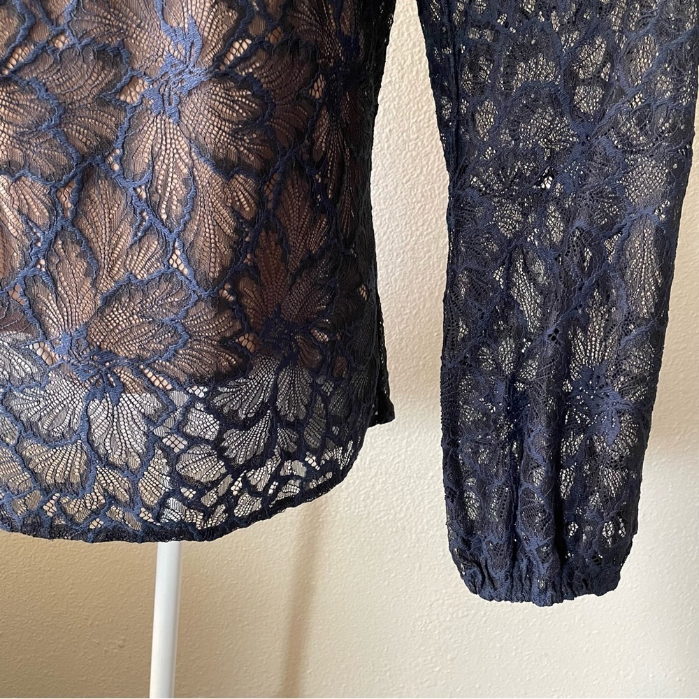 NWT WAYF Emma Puff Sleeve Lace Top Blouse Womens S Navy Floral Mock Neck Elegant - Picture 5 of 15